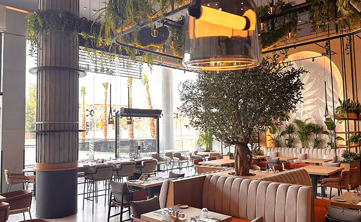 افتتاح فندق إيدج الرياض الربيع من روتانا: معيار جديد للملاذ الحضري في قلب الرياض